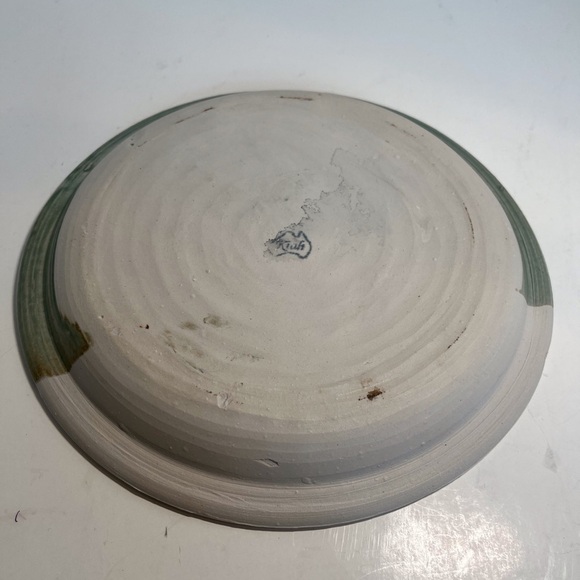 Handmade Pottery - Serving Plate - Picture 5 of 7